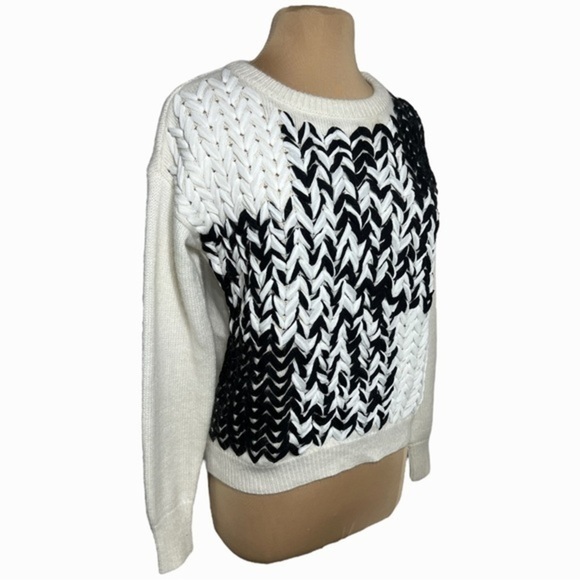 Zara black white and ivory angora blend sweater size M - Picture 4 of 8